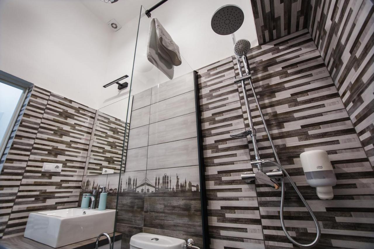 Stunning, Newly Renovated Central Apartment Oradea Zewnętrze zdjęcie